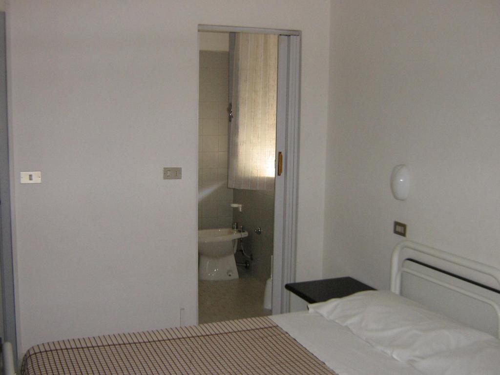 Hotel Ivette Rimini Chambre photo
