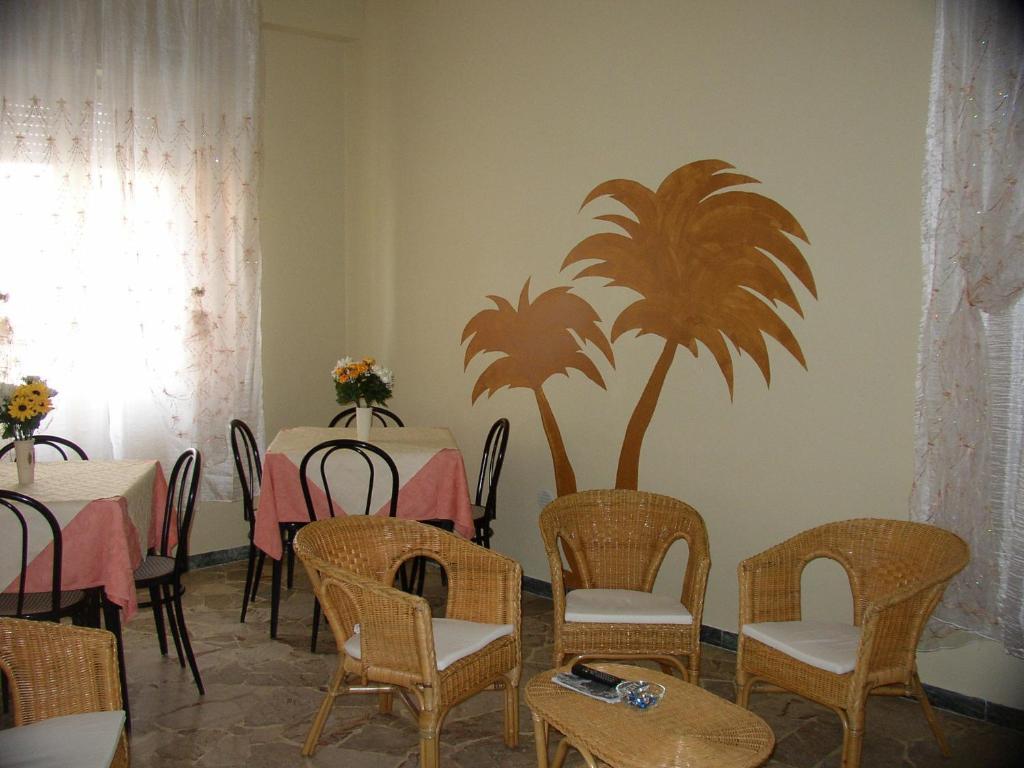Hotel Ivette Rimini Extérieur photo